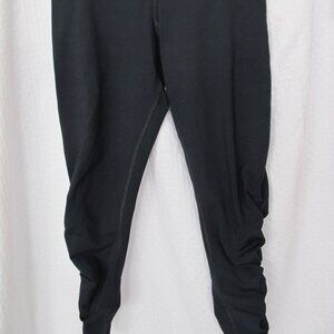 Nancy Rose Performance Leggings